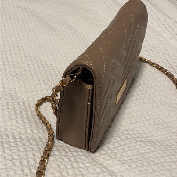 Bebe small cross body clutch/bag - Picture 3 of 3